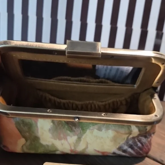 Patricia Nash Multicolor Floral Clutch - Picture 6 of 7